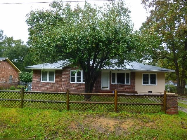 7649 Pinehurst St, North Charleston, SC 29420