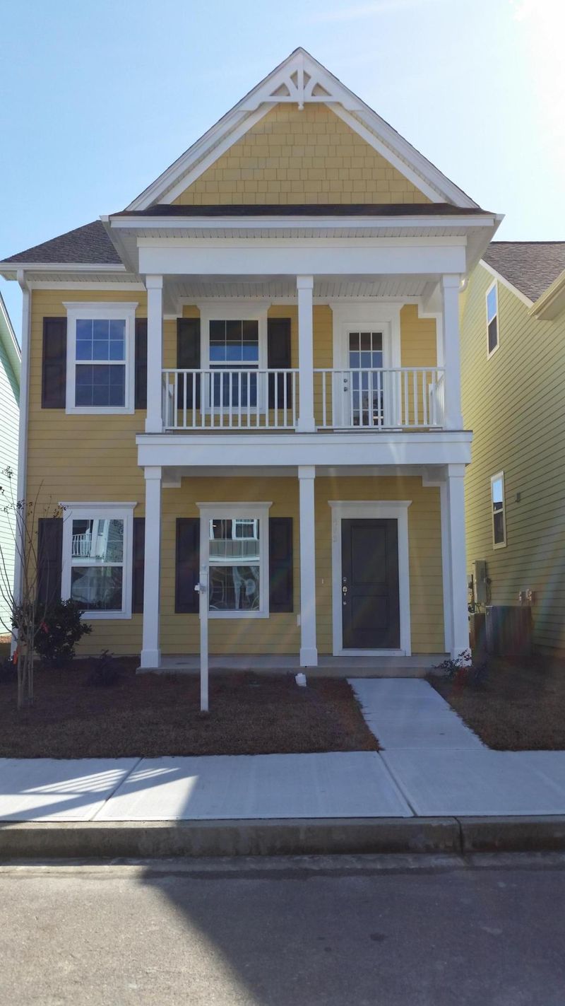429 Forsythia Ave, Summerville, SC 29483
