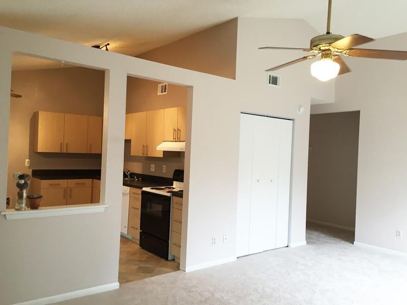 123 Lancashire Rd, Summerville, SC 29483