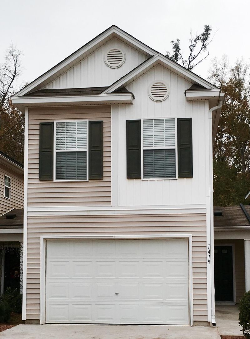 1415 Saratoga Ct, North Charleston, SC 29420