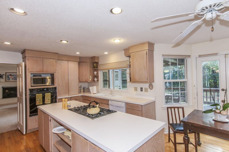 14 Charing Cross Rd, Charleston, SC 29407
