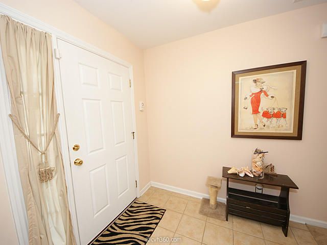 106 Sparkleberry Ln, Ladson, SC 29456
