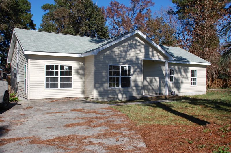 4470 Hardwood St, Ladson, SC 29456