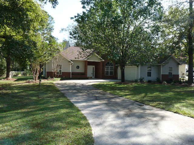 1094 Trotters Blvd, Summerville, SC 29483