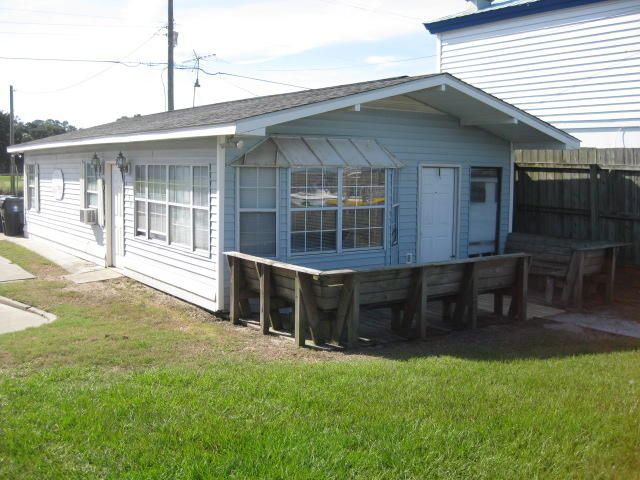 3734 Docksite Rd, Edisto Island, SC 29438