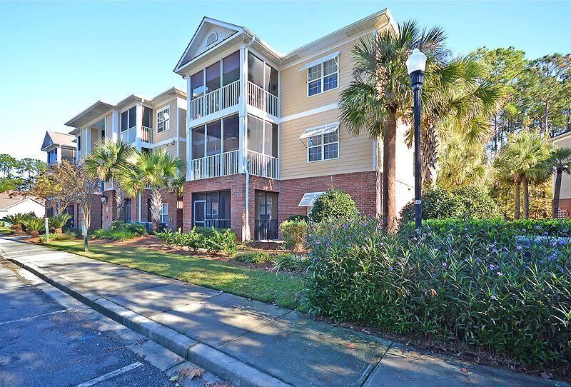 1310 Basildon Rd, Mount Pleasant, SC 29466