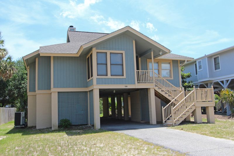 710 Carolina Blvd, Isle Of Palms, SC 29451