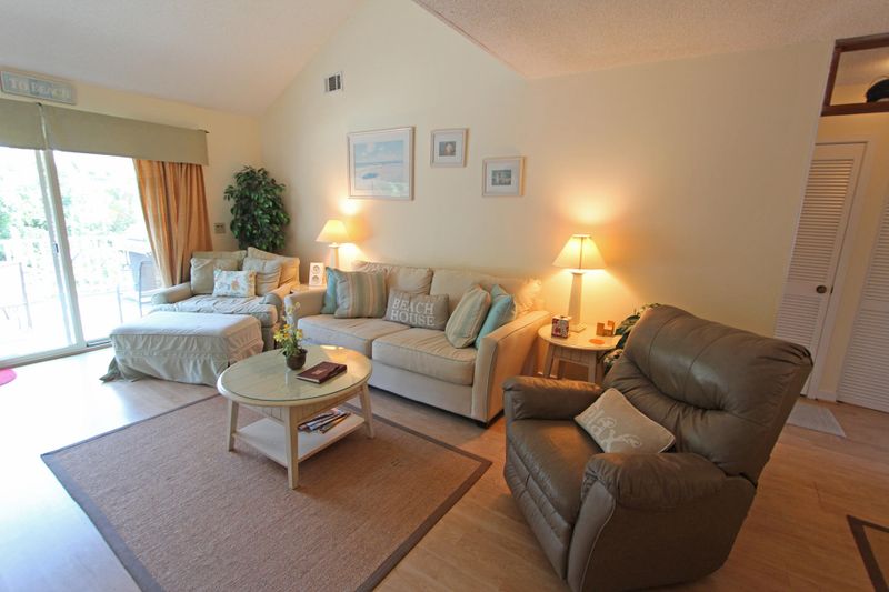 710 Carolina Blvd, Isle Of Palms, SC 29451