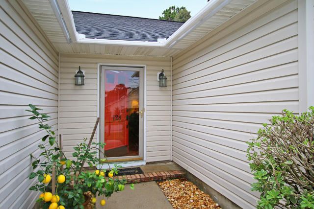 128 Toura Ln, Charleston, SC 29414