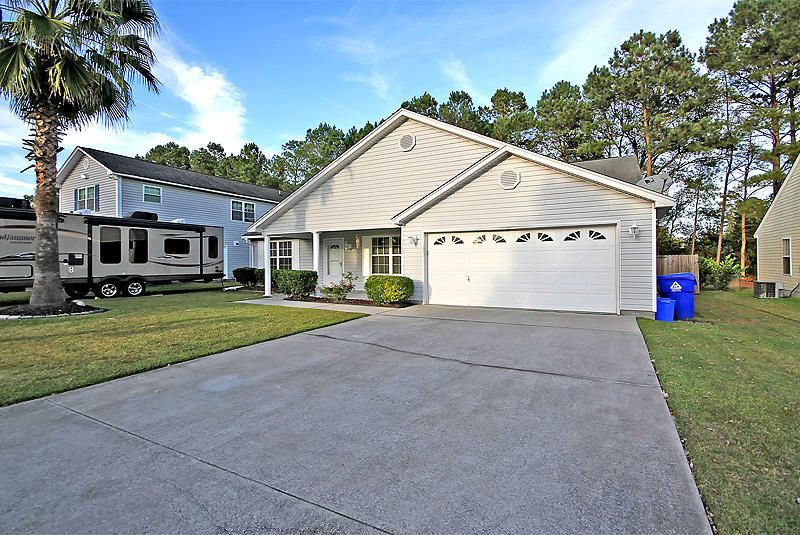 9962 Levenshall Dr, Ladson, SC 29456