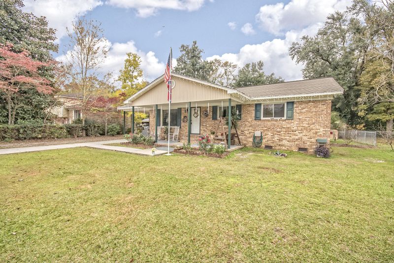 108 Gibson St, Moncks Corner, SC 29461