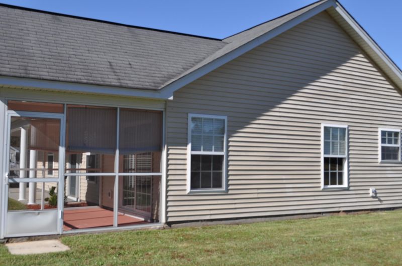 310 Savannah River Dr, Summerville, SC 29485