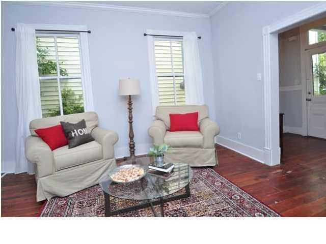 169 Fishburne St, Charleston, SC 29403