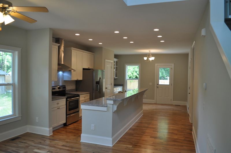 4336 Rugheimer Ave, North Charleston, SC 29405
