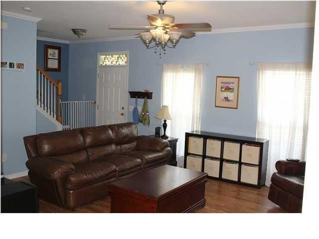 1449 Coopers Hawk Dr, Hanahan, SC 29410