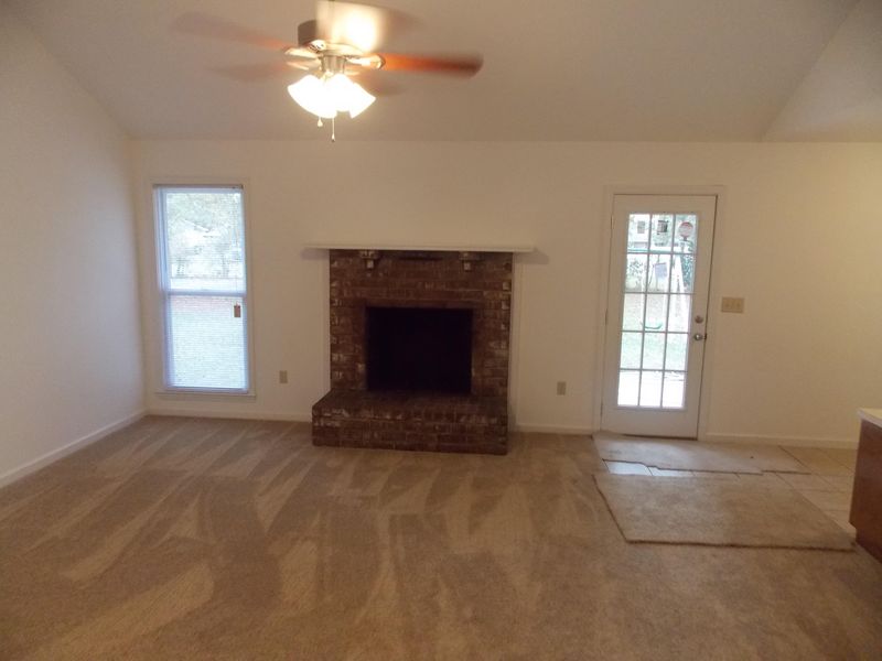 104 Longleaf Rd, Summerville, SC 29486