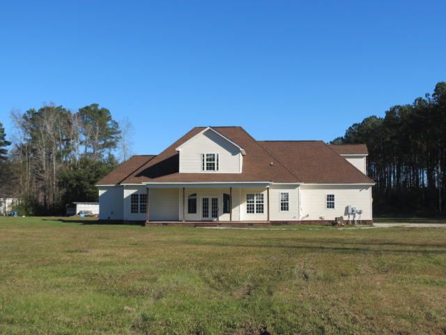 274 Airport Dr, Moncks Corner, SC 29461