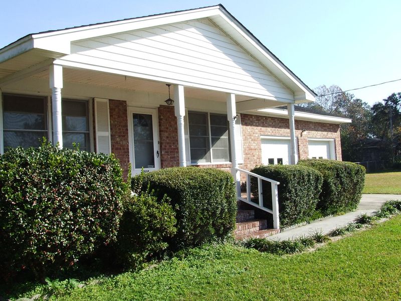1205 Dennis, Moncks Corner, SC 29461
