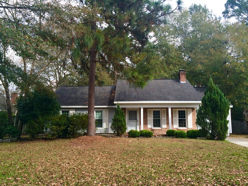 101 York Pl, Goose Creek, SC 29445