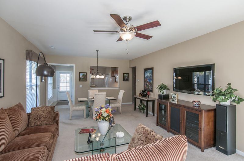 207 Sea Lavender Ln, Summerville, SC 29486