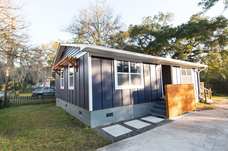 10 Oak Forest Dr, Charleston, SC 29407