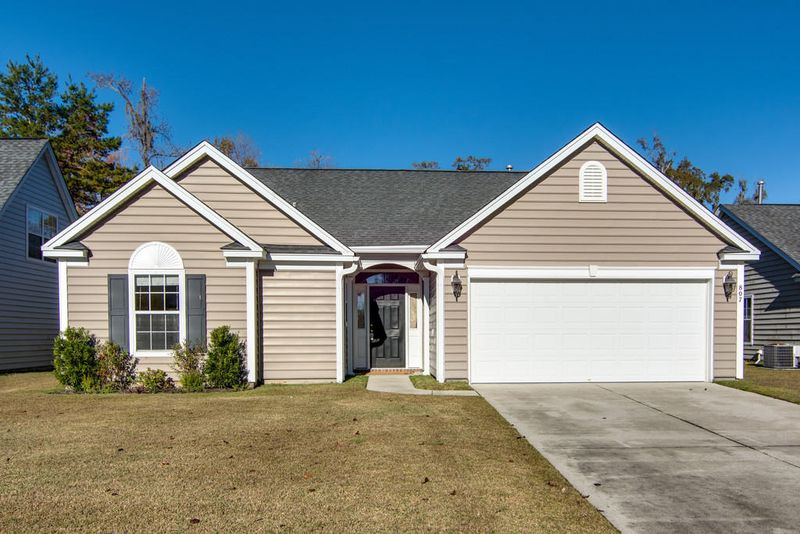 807 Bent Hickory Rd, Charleston, SC 29414
