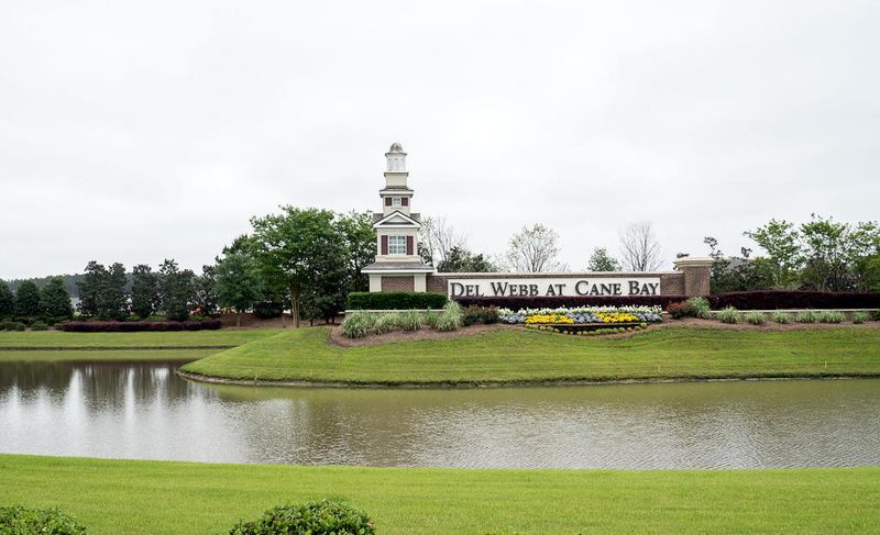 242 Waterfront Park Dr, Summerville, SC 29483