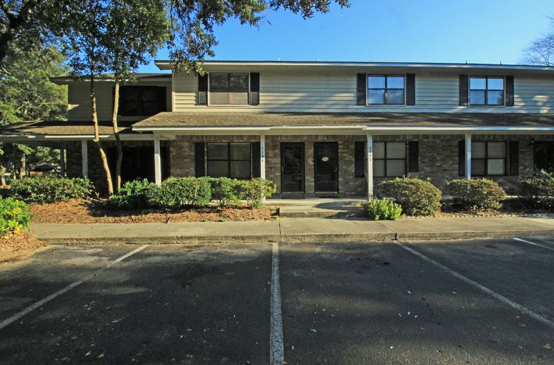 1194 Julian Clark Rd, Charleston, SC 29412