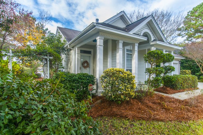 1511 Harborsun Dr, Charleston, SC 29412