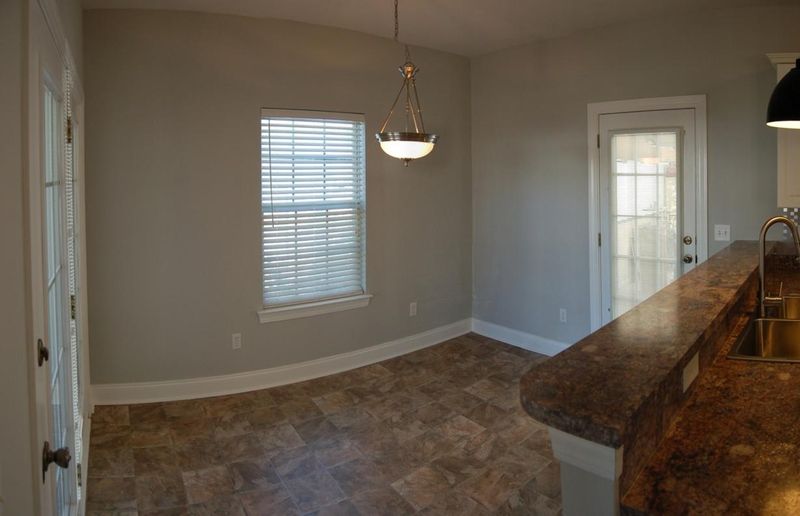 145 Willowbend Ln, Summerville, SC 29485