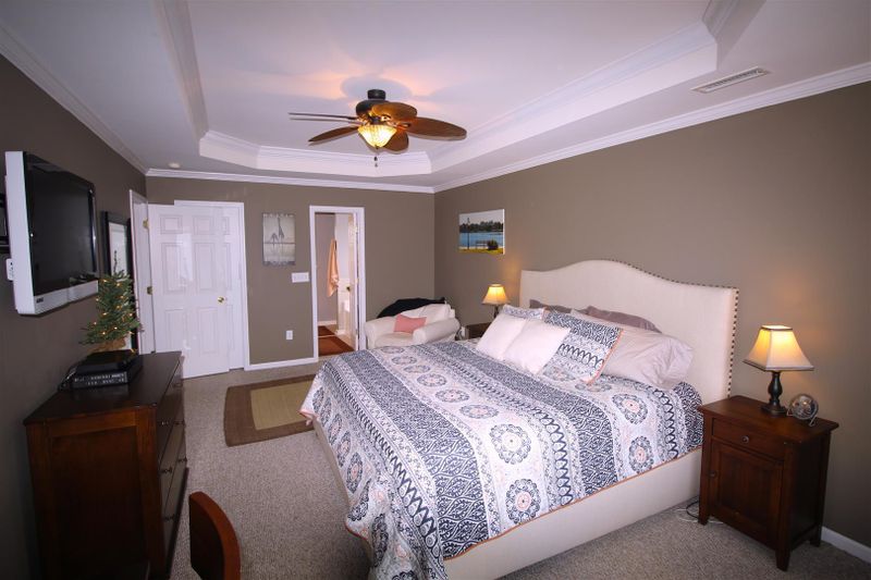 1001 Clearspring Dr, Charleston, SC 29412