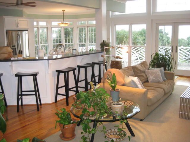 3006 Palmetto Blvd, Edisto Beach, SC 29438