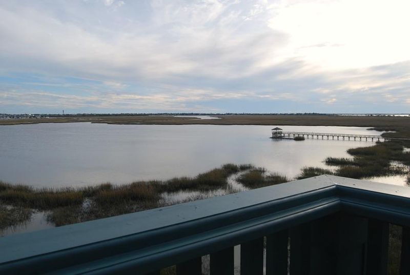 957 Cove Bay Ln, Mount Pleasant, SC 29464
