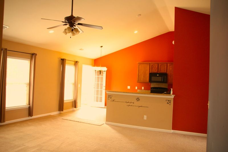 219 Avonshire Dr, Summerville, SC 29483