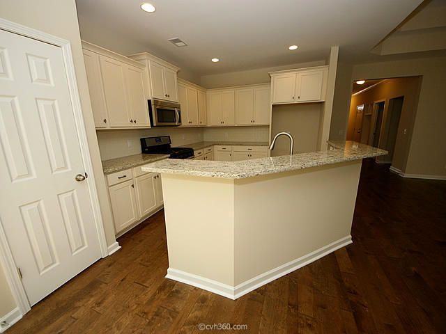474 Foxbank Plantation Blvd, Moncks Corner, SC 29461