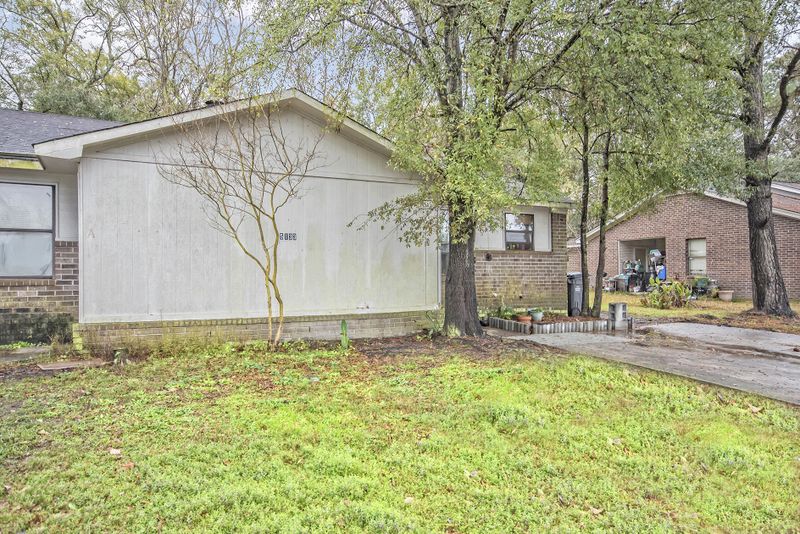 5133 Napoleon Dr #A & B, North Charleston, SC 29418