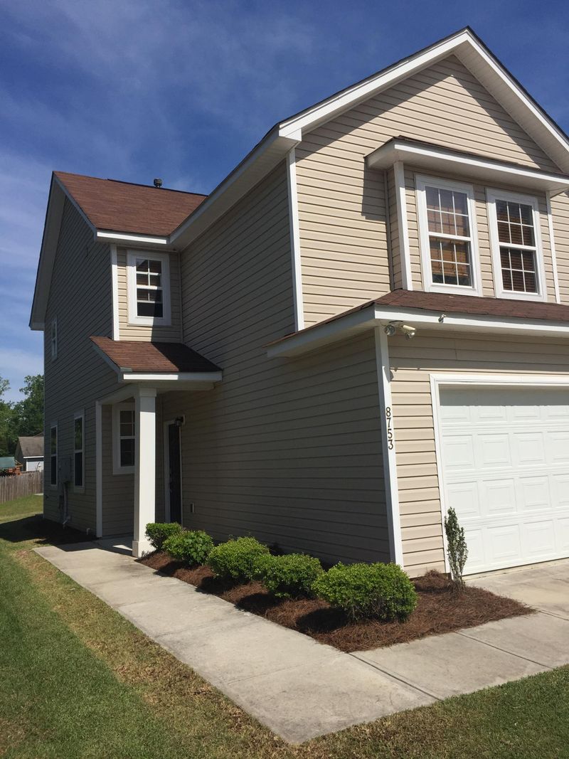 8753 Shadowglen Dr, North Charleston, SC 29420