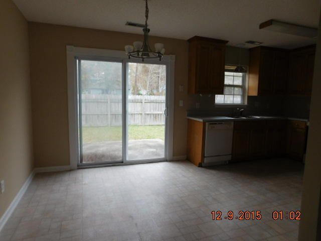 109 Wisteria Ct, Summerville, SC 29483