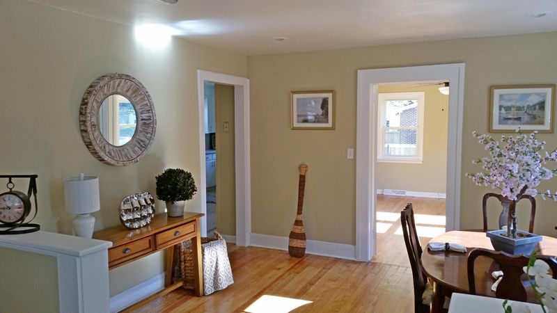 1736 Wappoo Dr, Charleston, SC 29407