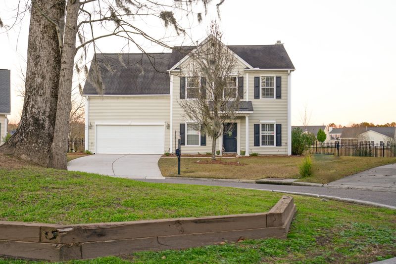 602 Summerfield Ct, Charleston, SC 29414
