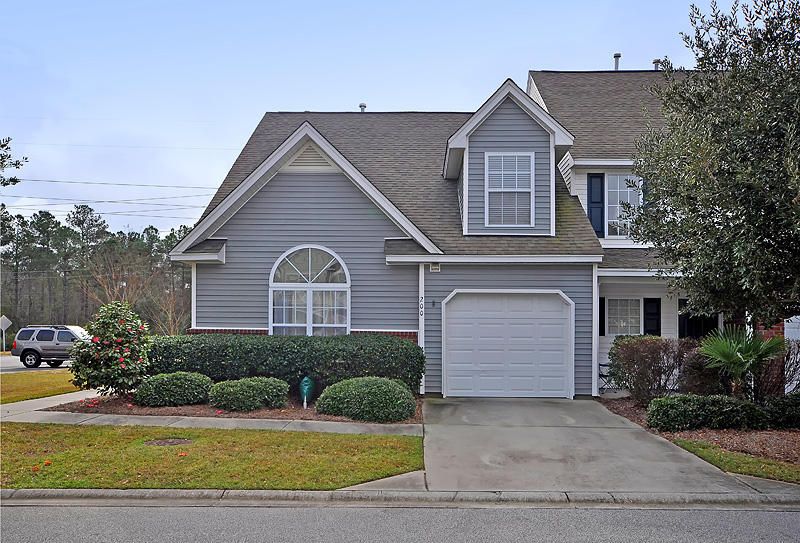 200 Buckthorn Cir, Summerville, SC 29483