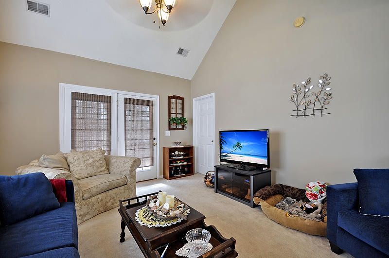 200 Buckthorn Cir, Summerville, SC 29483