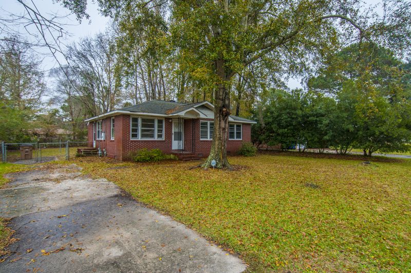 1430 Bur Clare Rd, Charleston, SC 29412