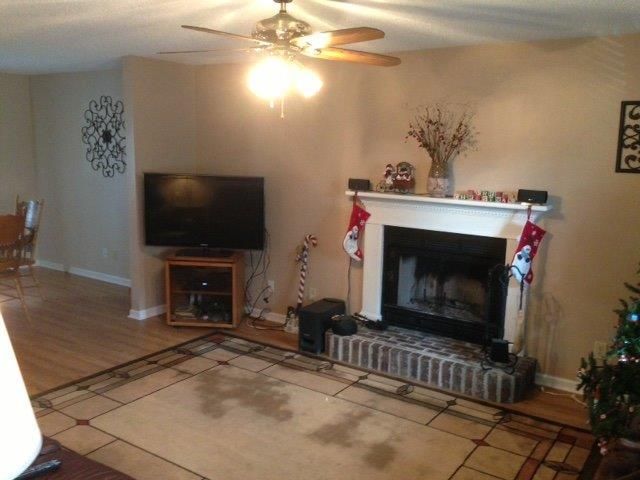 526 Dolphin Dr, Summerville, SC 29485