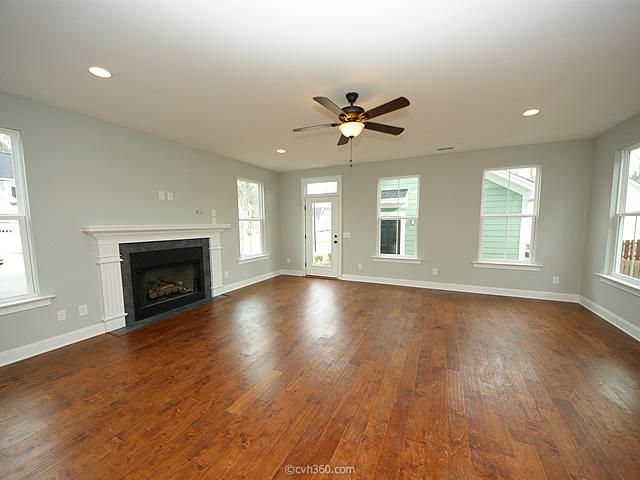 101 Green Grass Rd, Summerville, SC 29483