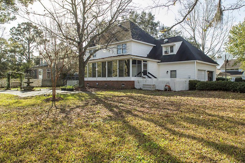 1176 Manor Ln, Mount Pleasant, SC 29464