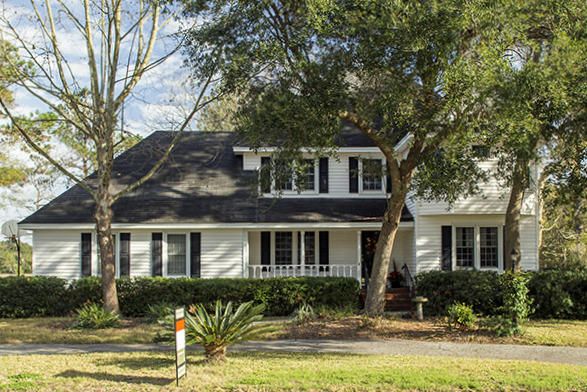 1176 Manor Ln, Mount Pleasant, SC 29464