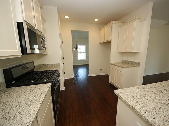 8167 Copperas Hill Dr, North Charleston, SC 29406