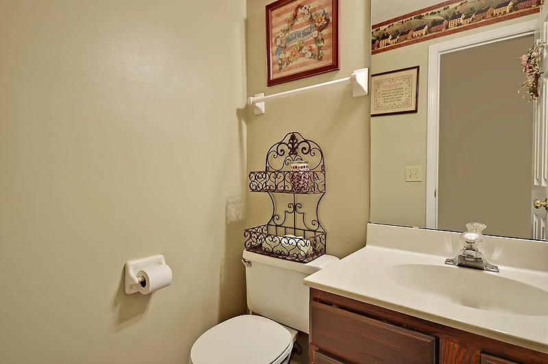 107 Carlisle Bay Ct, Goose Creek, SC 29445