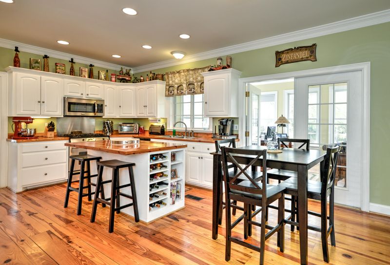 6470 Scarletts Retreat, Ravenel, SC 29470